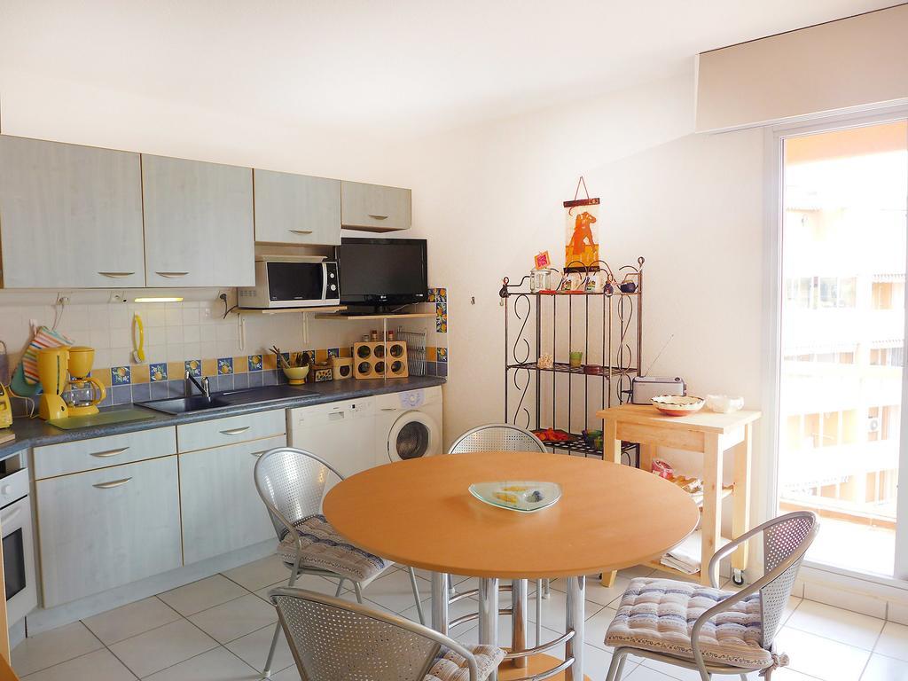 Apartment Sainte Maxime Les Plages-1 By Interhome الغرفة الصورة